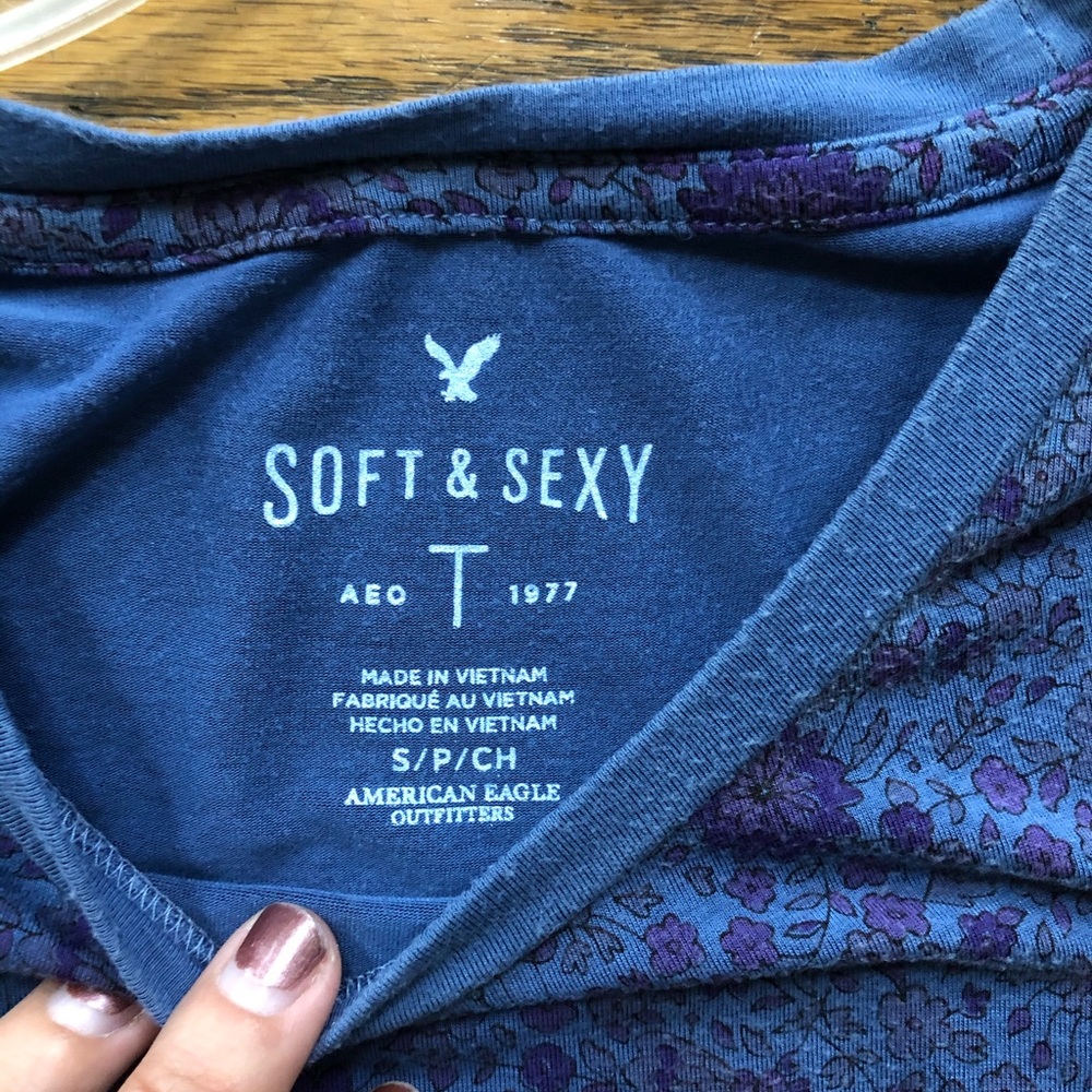 AE Soft & Sexy Patterned Muscle Tank - Picture 4 of 4
